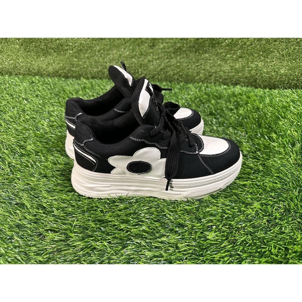 KOI Petal Husk Chunky Platform Sneakers Black White Flower Womens size 9.5 Vegan